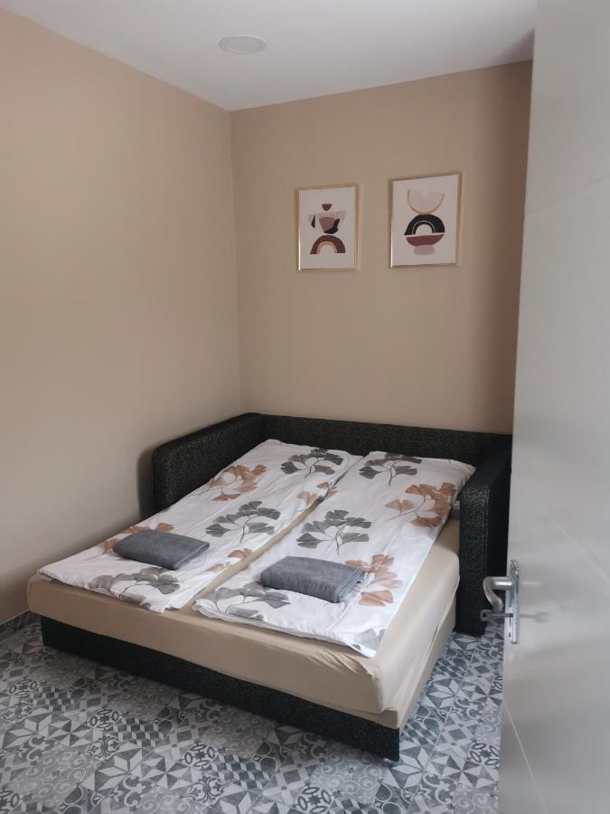 Appartamento Podlovics Tanya Panzio Kemecse Esterno foto