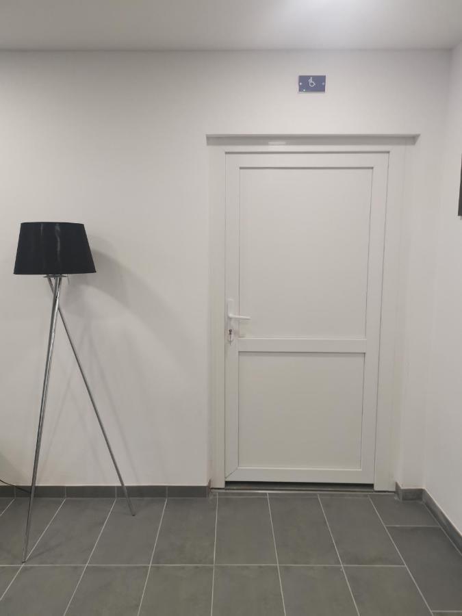 Appartamento Podlovics Tanya Panzio Kemecse Esterno foto