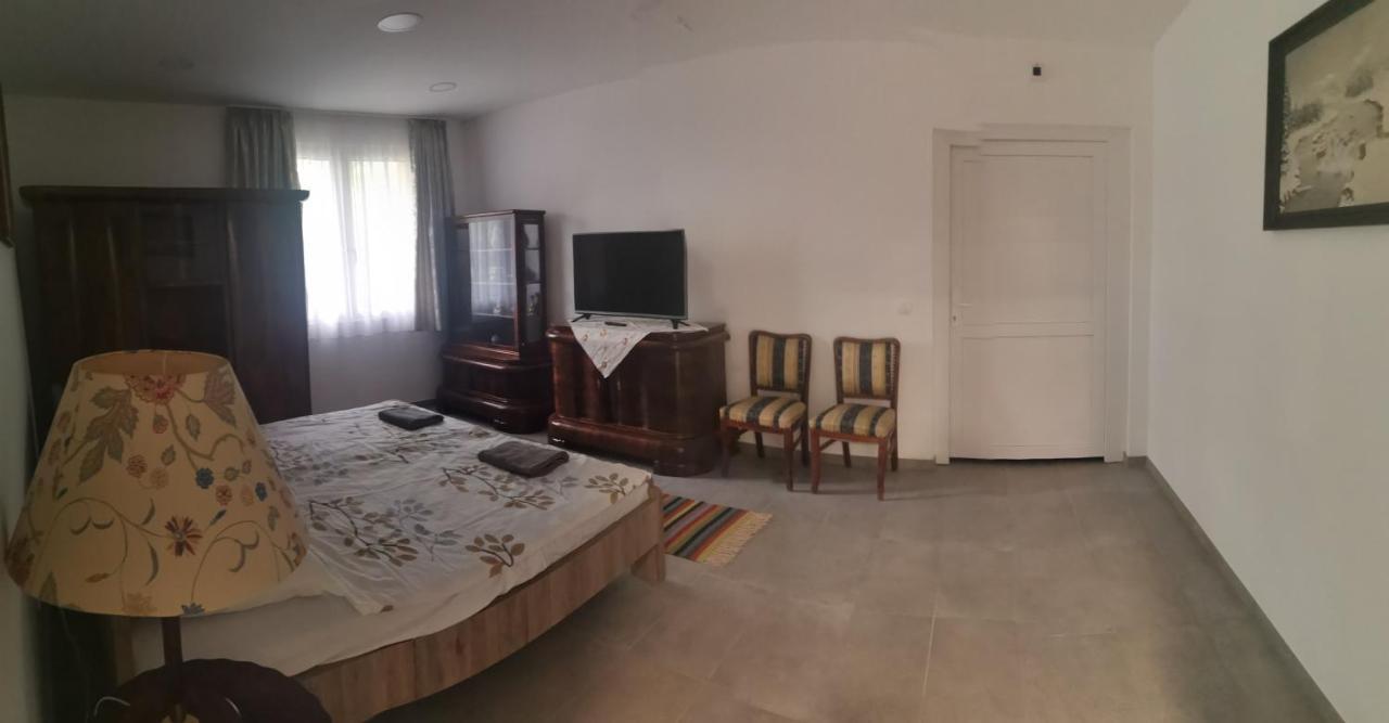 Appartamento Podlovics Tanya Panzio Kemecse Esterno foto